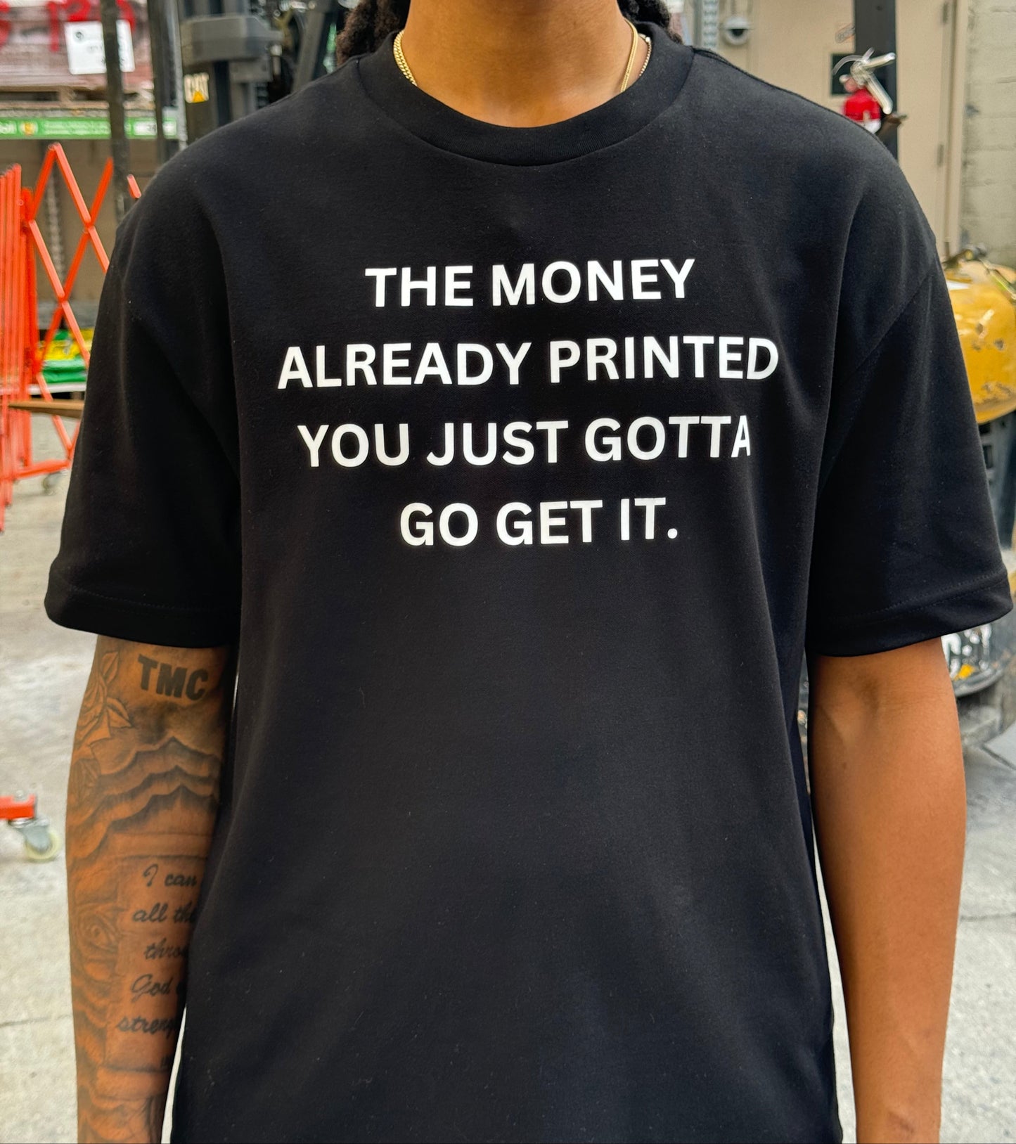 Hustle T-shirt black